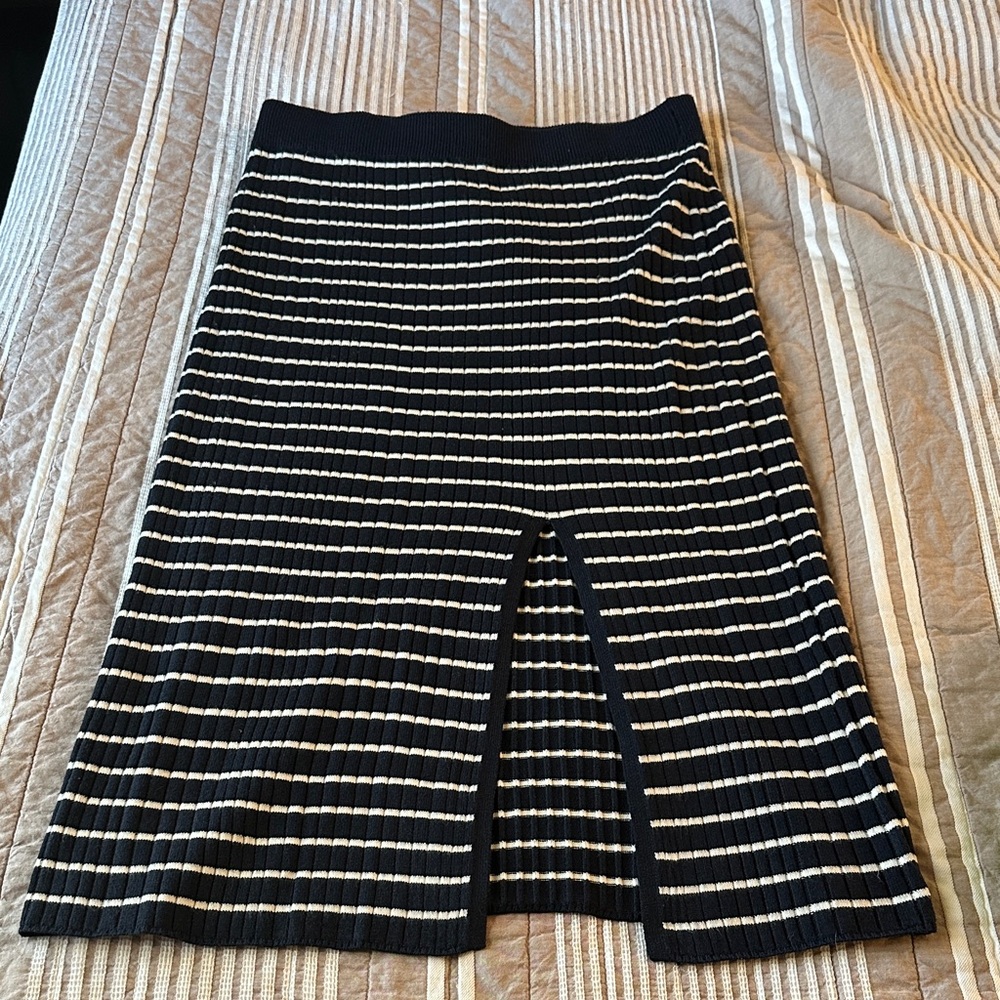 Bagatelle knit Striped Pencil Skirt in Navy and White
